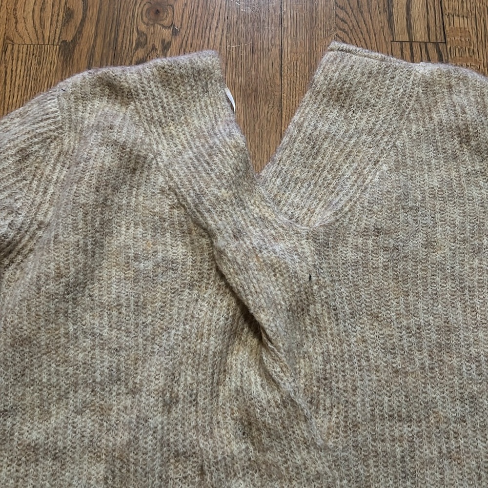 Rd Style Nicki Braided Back Pullover - image 5